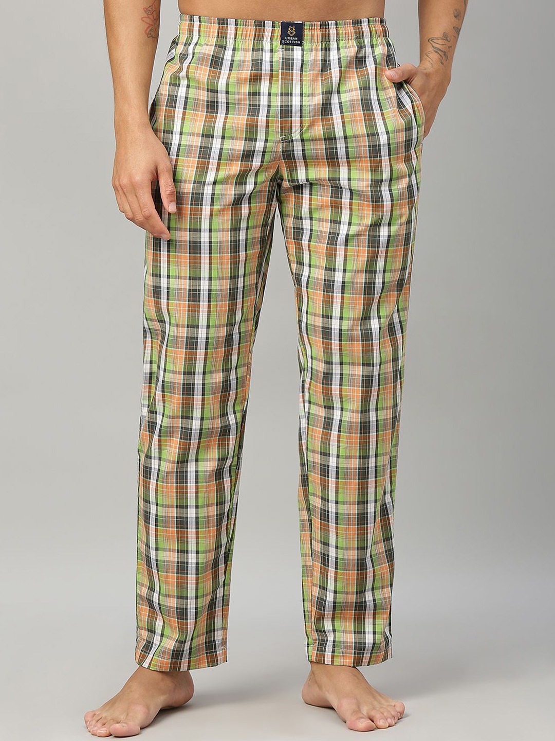 

URBAN SCOTTISH Men Checked Cotton Lounge Pants, Green