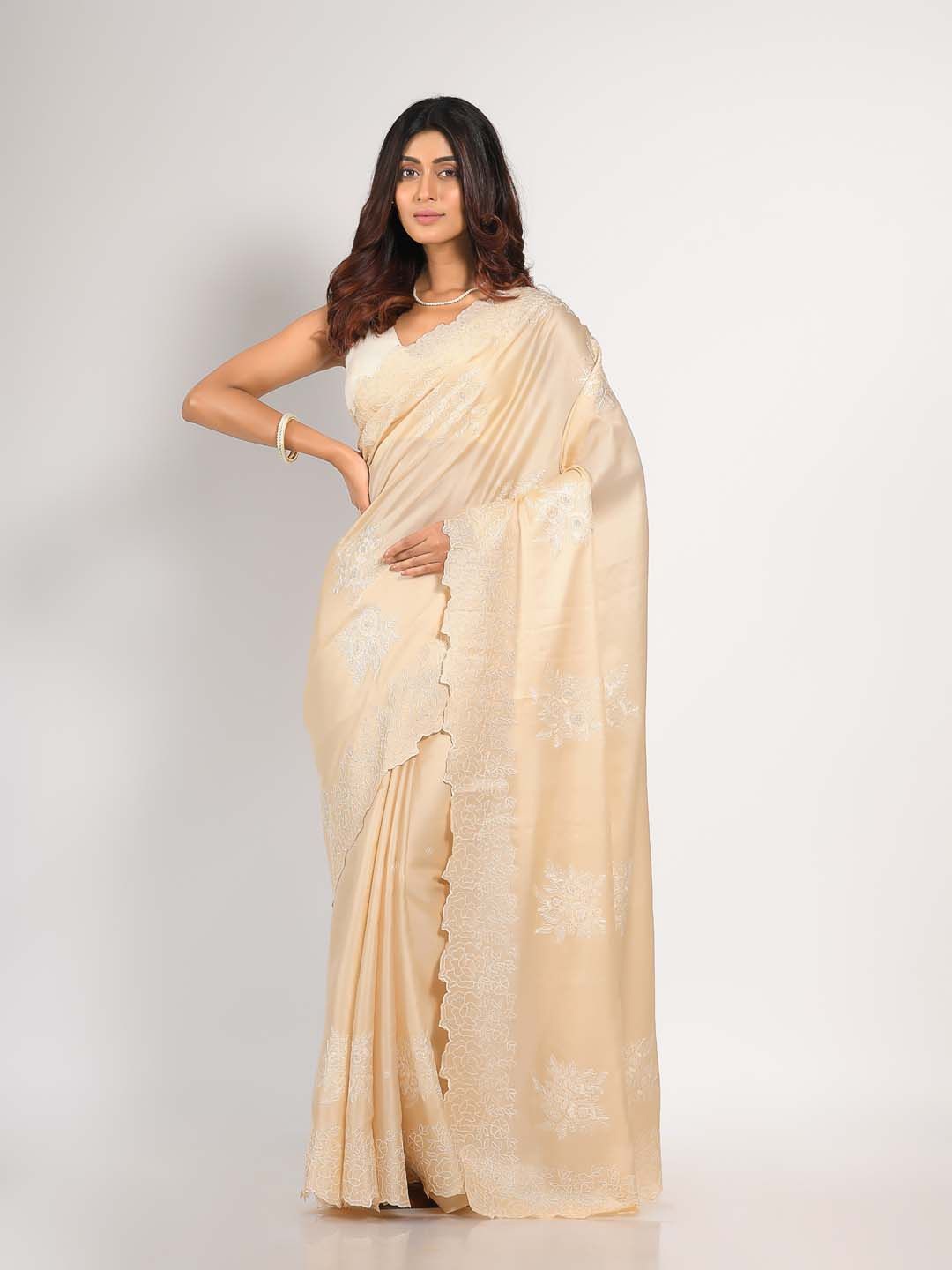 

KAVVYA Embroidered Zari Tissue Banarasi Saree, Cream
