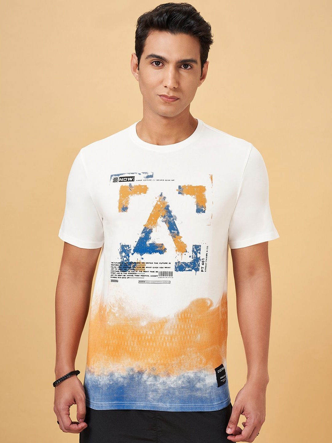 

Street 808 by Pantaloons Men Printed Applique Short Sleeves T-shirt, White