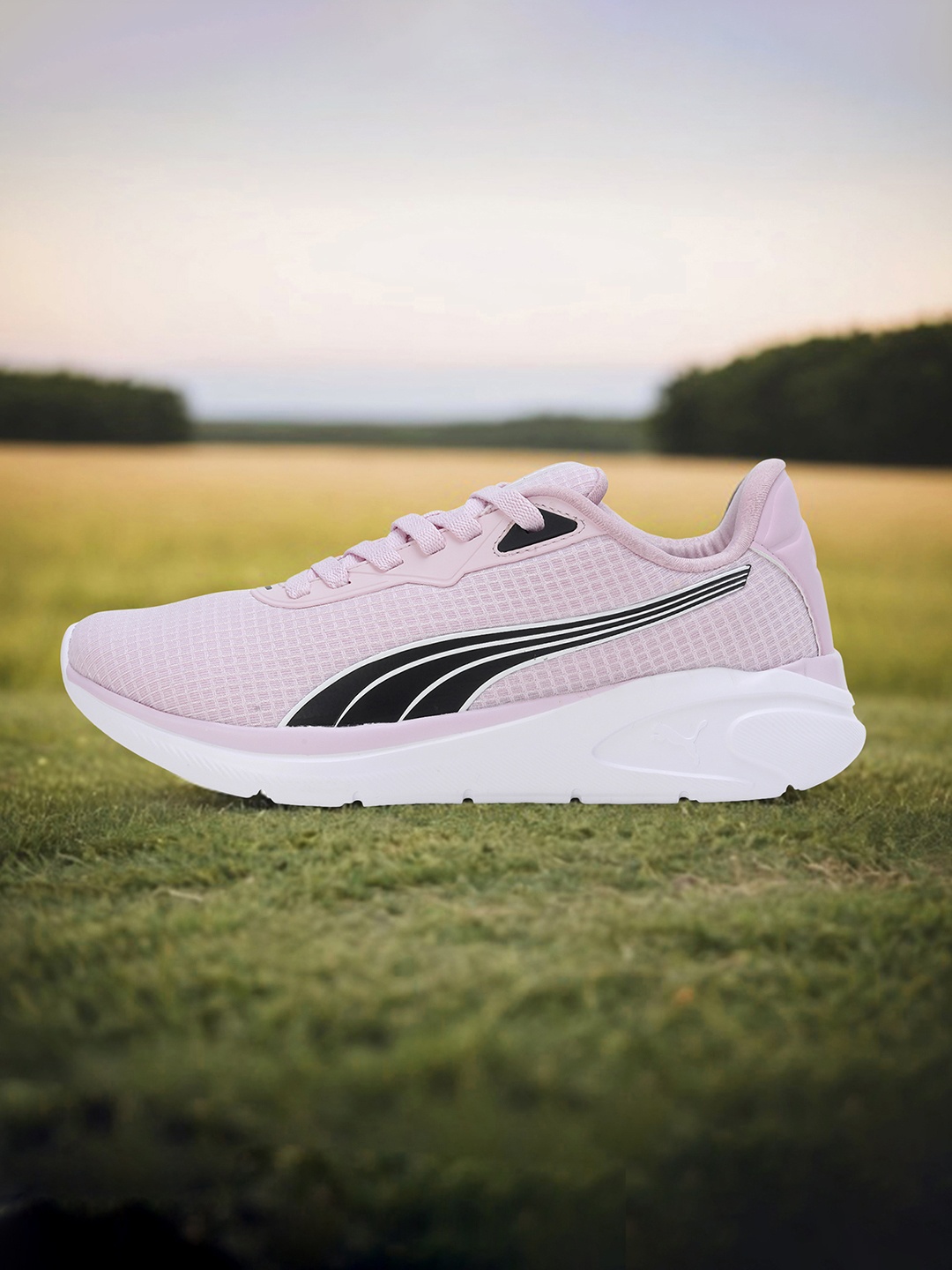 

Puma Women Exoteric Textile Running Shoes, Pink
