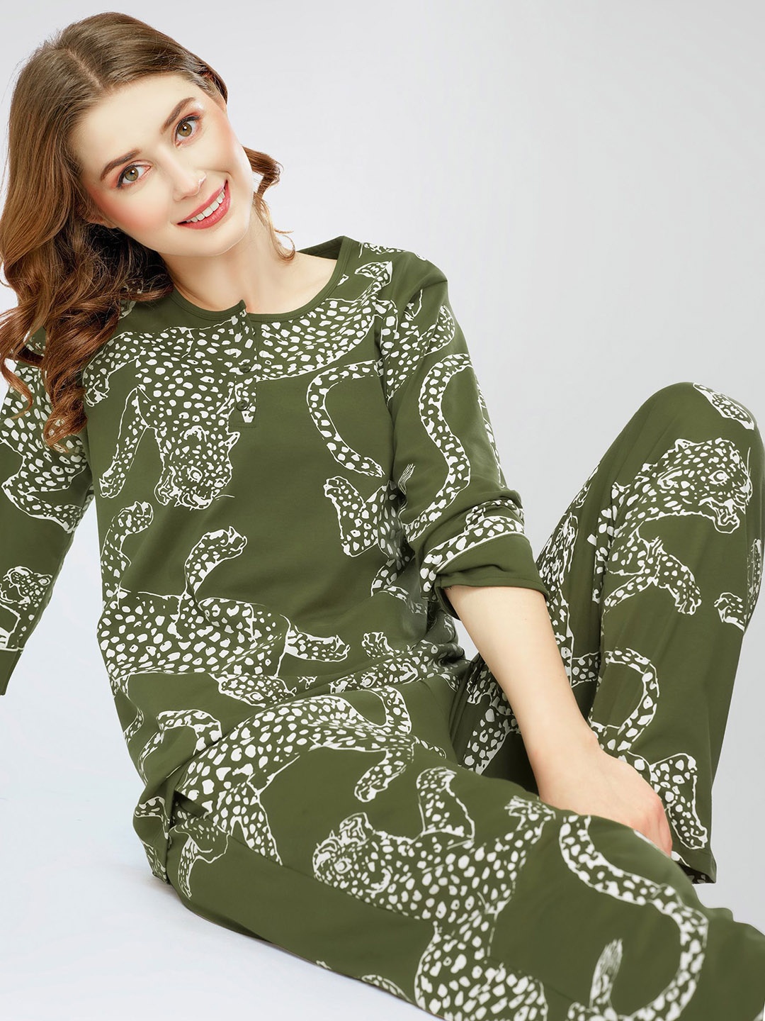 

Zeyo Animal Printed Round Neck Pure Cotton Night suit, Olive
