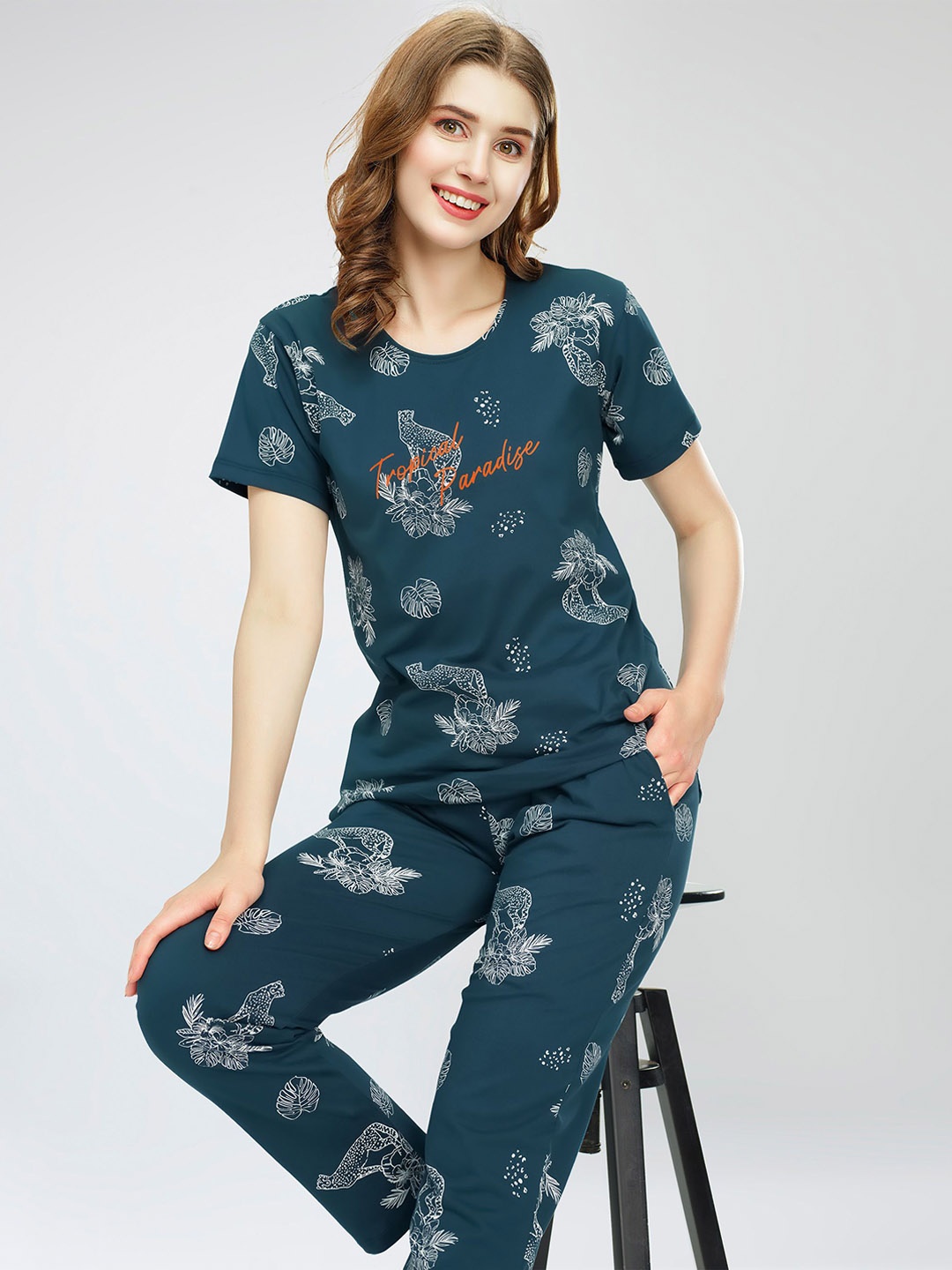 

Zeyo Round Neck Short Sleeves Printed Pure Cotton Night suit, Teal