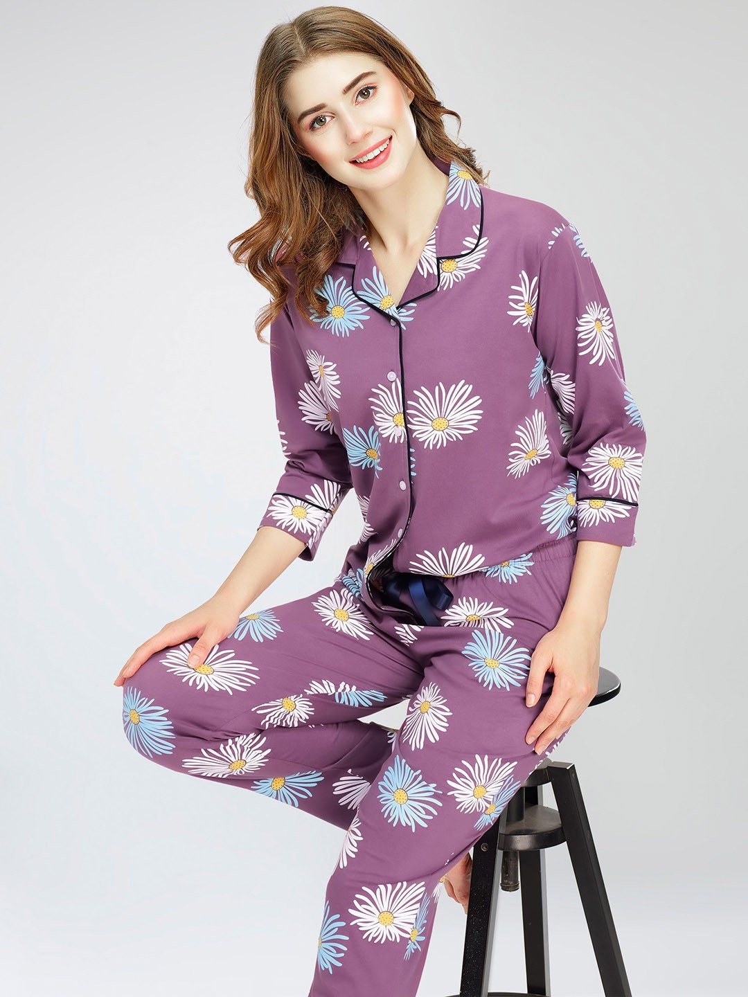 

Zeyo Lapel Collar Printed Pure Cotton Night suit, Mauve