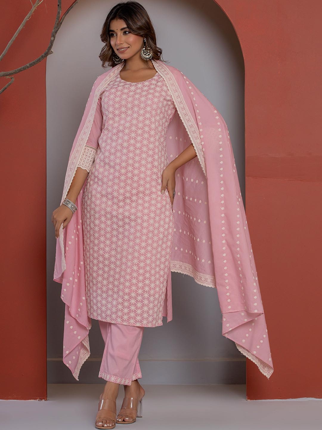 

SHOOLIN Floral Embroidered Regular Thread Work Pure Cotton Kurta with Trousers & Dupatta, Pink