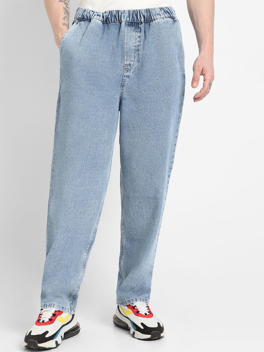 

FOREVER 21 Men Straight Fit Clean Look Mid-Rise Pure Cotton Jeans, Blue