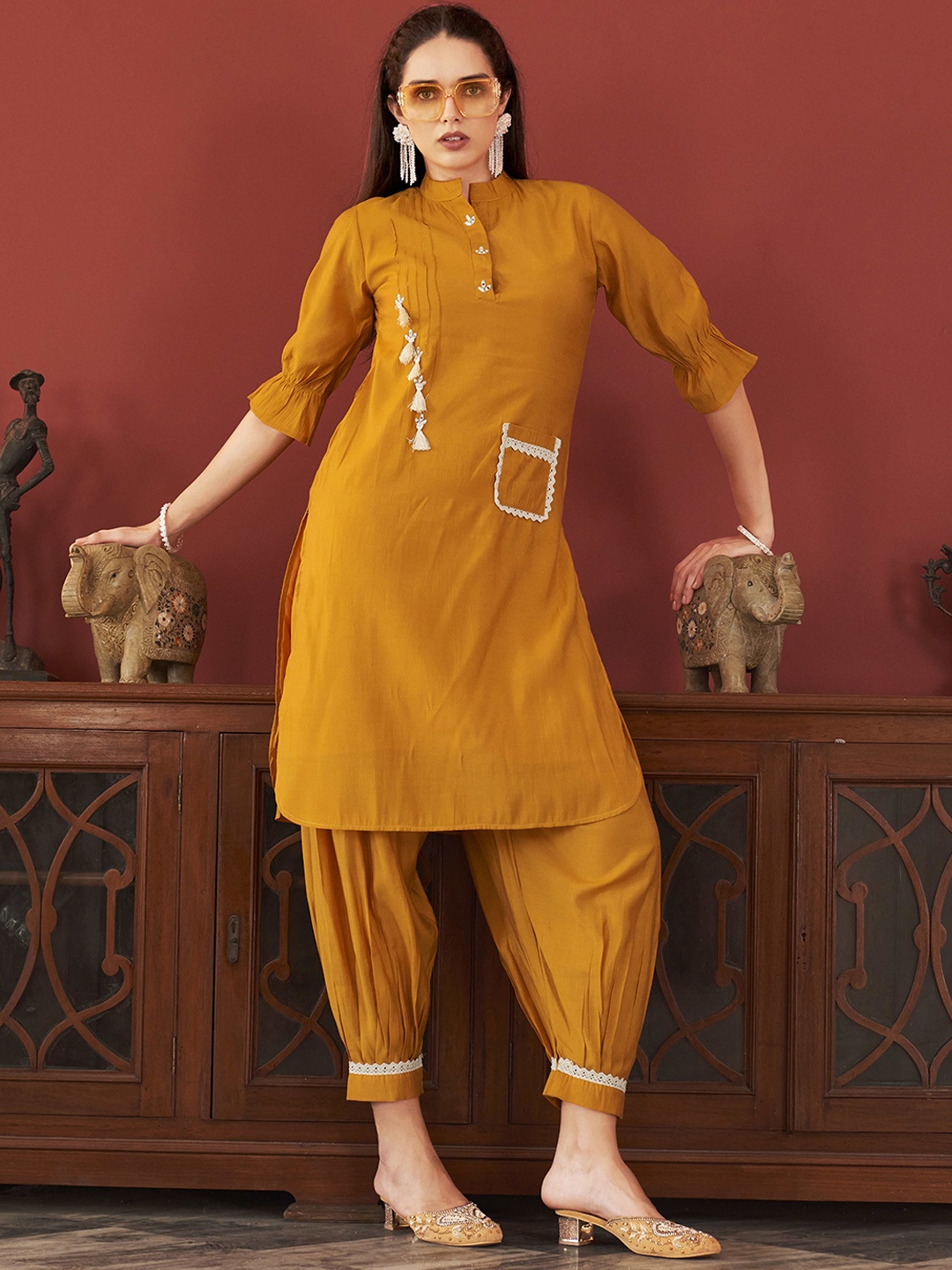 

Tikhi Imli ISHA Mandarine Collar Embroidered Tunic With Pathani Pant Co-Ords, Mustard