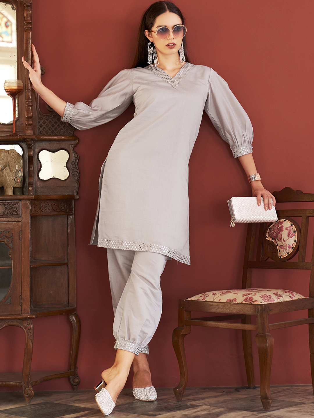 

Tikhi Imli ISHA V-Neck Mirror Work Puff Sleeves Tunic With Pathani Pant, Grey