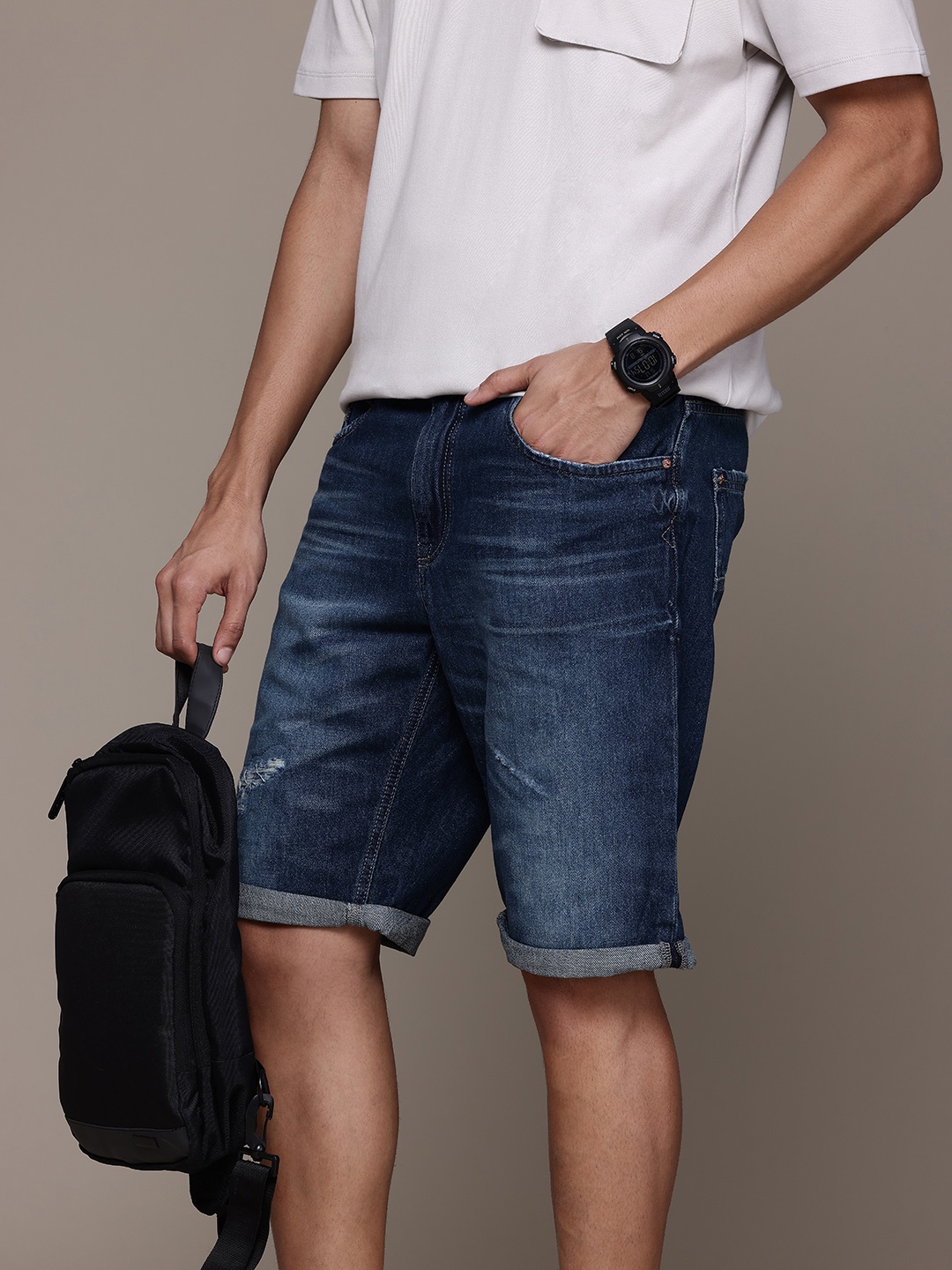 

Petrol Men Distressed Denim Shorts, Navy blue