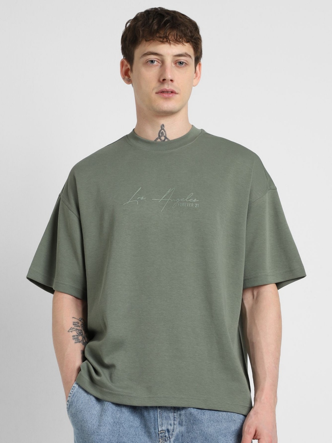 

FOREVER 21 Men Oversized Round Neck T-shirt, Olive