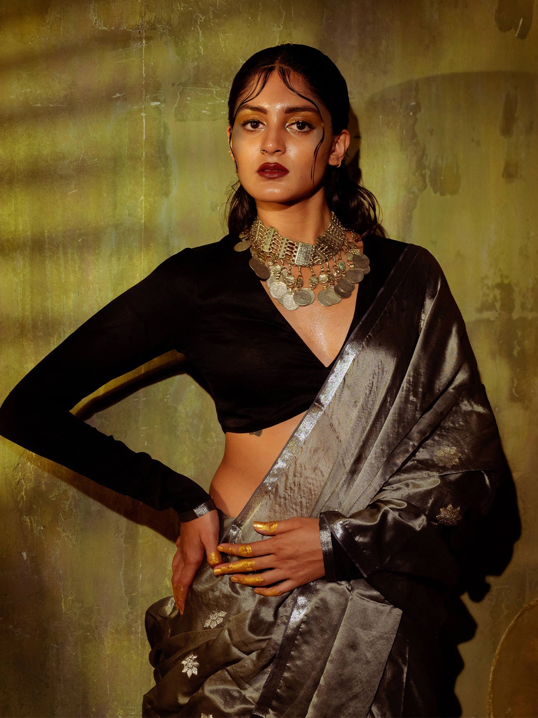 

HUTS AND LOOMS Ethnic Motif Zari Woven Pure Silk Saree, Gold