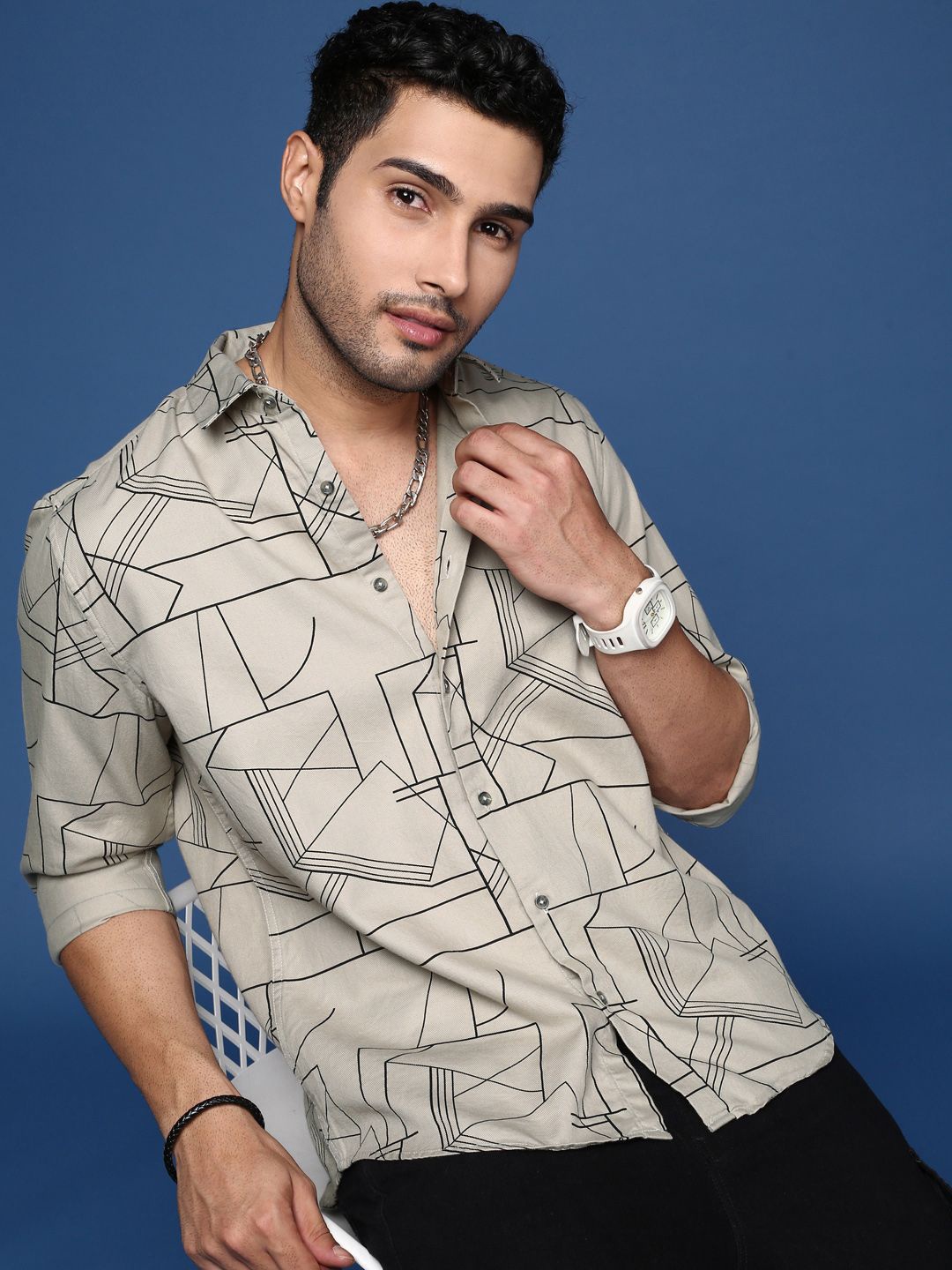 

SHOWOFF Men Standard Slim Fit Opaque Printed Casual Shirt, Grey