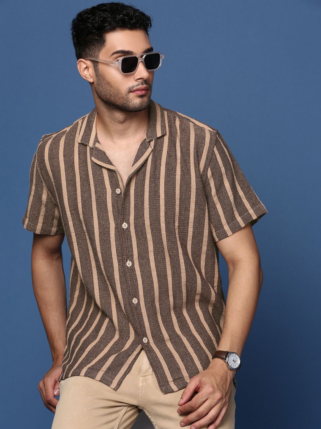 

SHOWOFF Men Standard Opaque Striped Casual Shirt, Beige