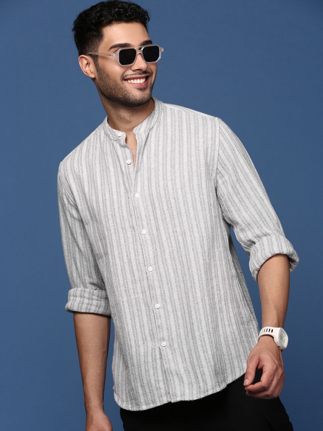 

SHOWOFF Men Standard Slim Fit Opaque Striped Casual Shirt, Grey