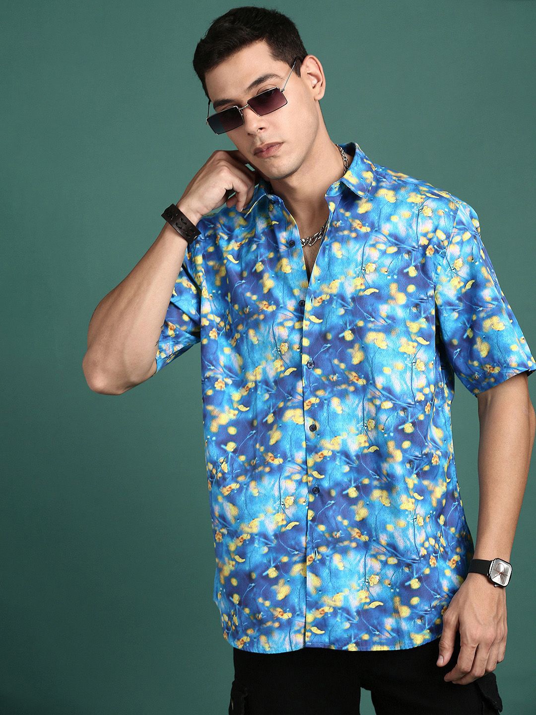 

SHOWOFF Men Standard Slim Fit Floral Opaque Printed Casual Shirt, Blue