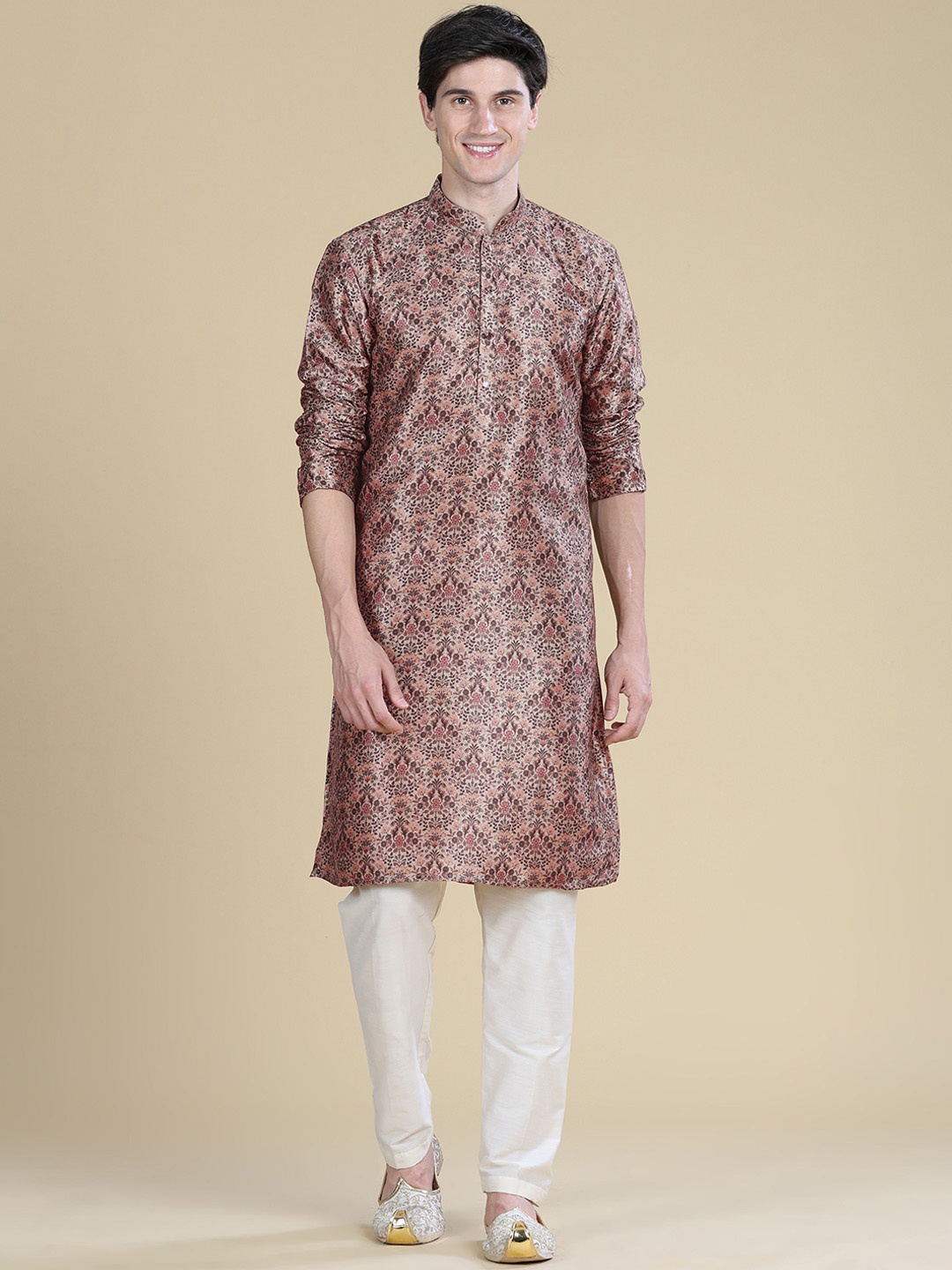 

Anouk Floral Printed Mandarin Collar Straight Kurta, Brown