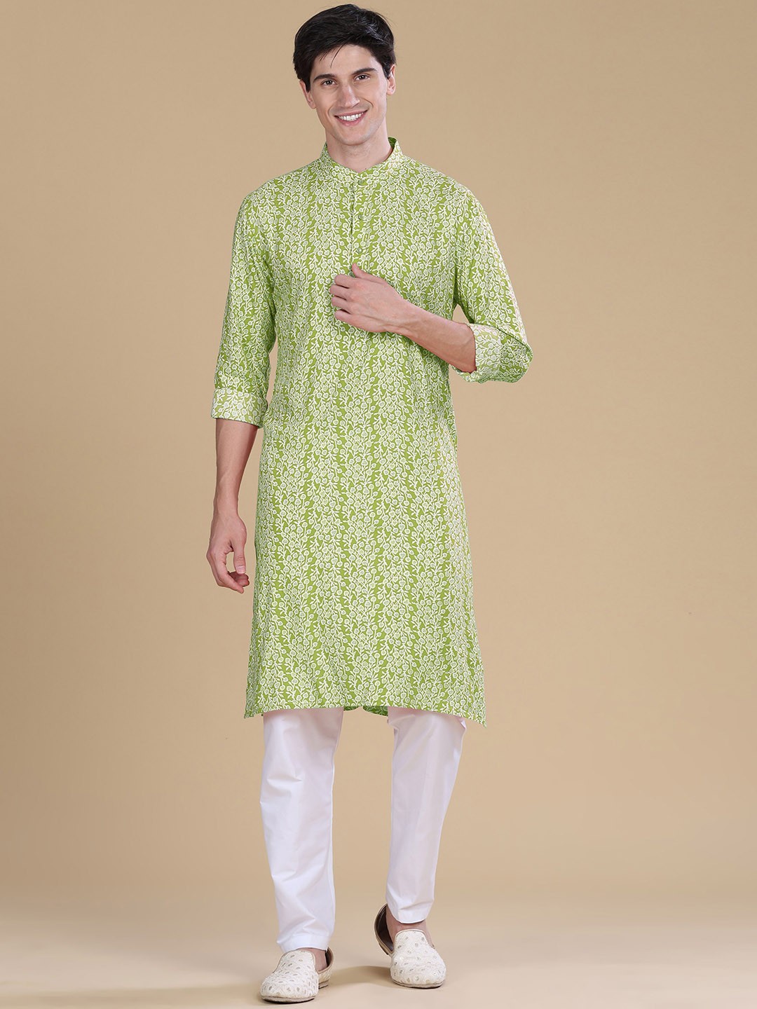 

Anouk Green Floral Printed Mandarin Collar Cotton Straight Kurta