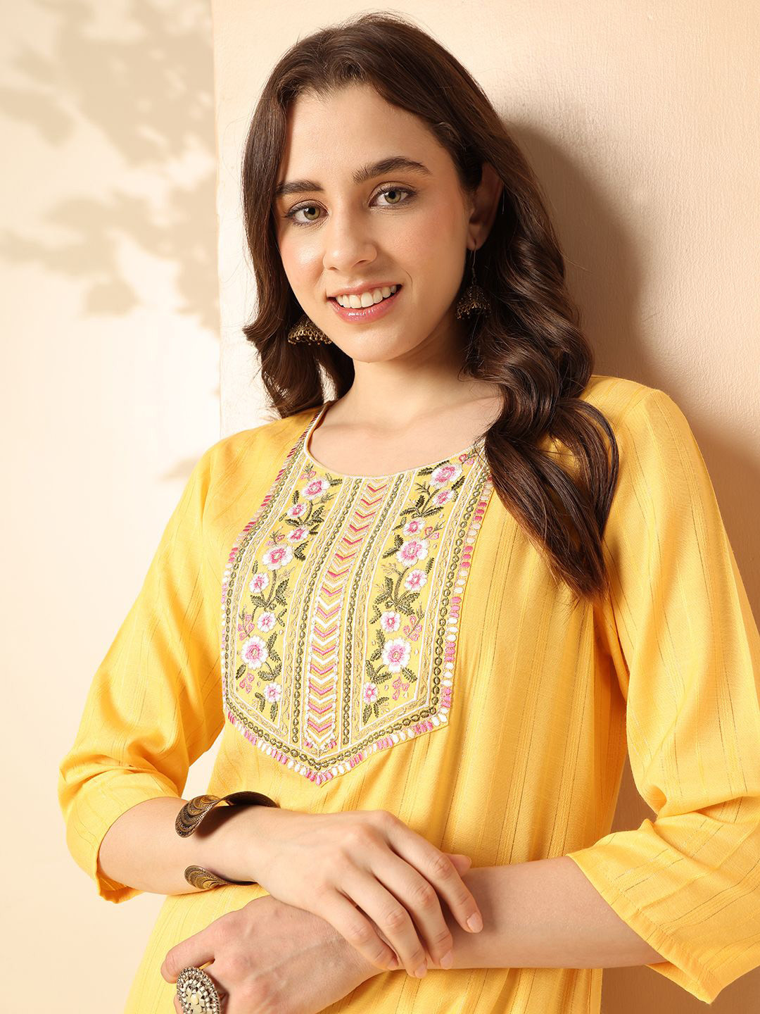 

Anouk Yoke Design Round Neck Straight Kurta, Yellow