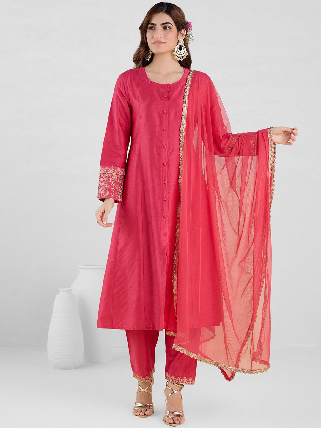

Likha Round Neck A-Line Kurta with Trousers & Dupatta, Coral