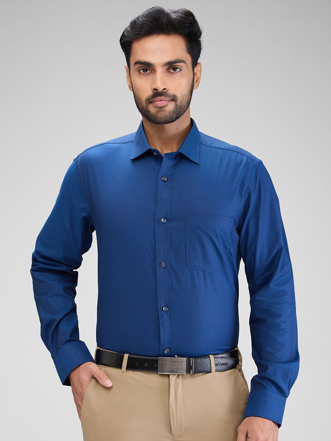 

Park Avenue Men Opaque Textured Spread Collar Formal Shirt, Blue