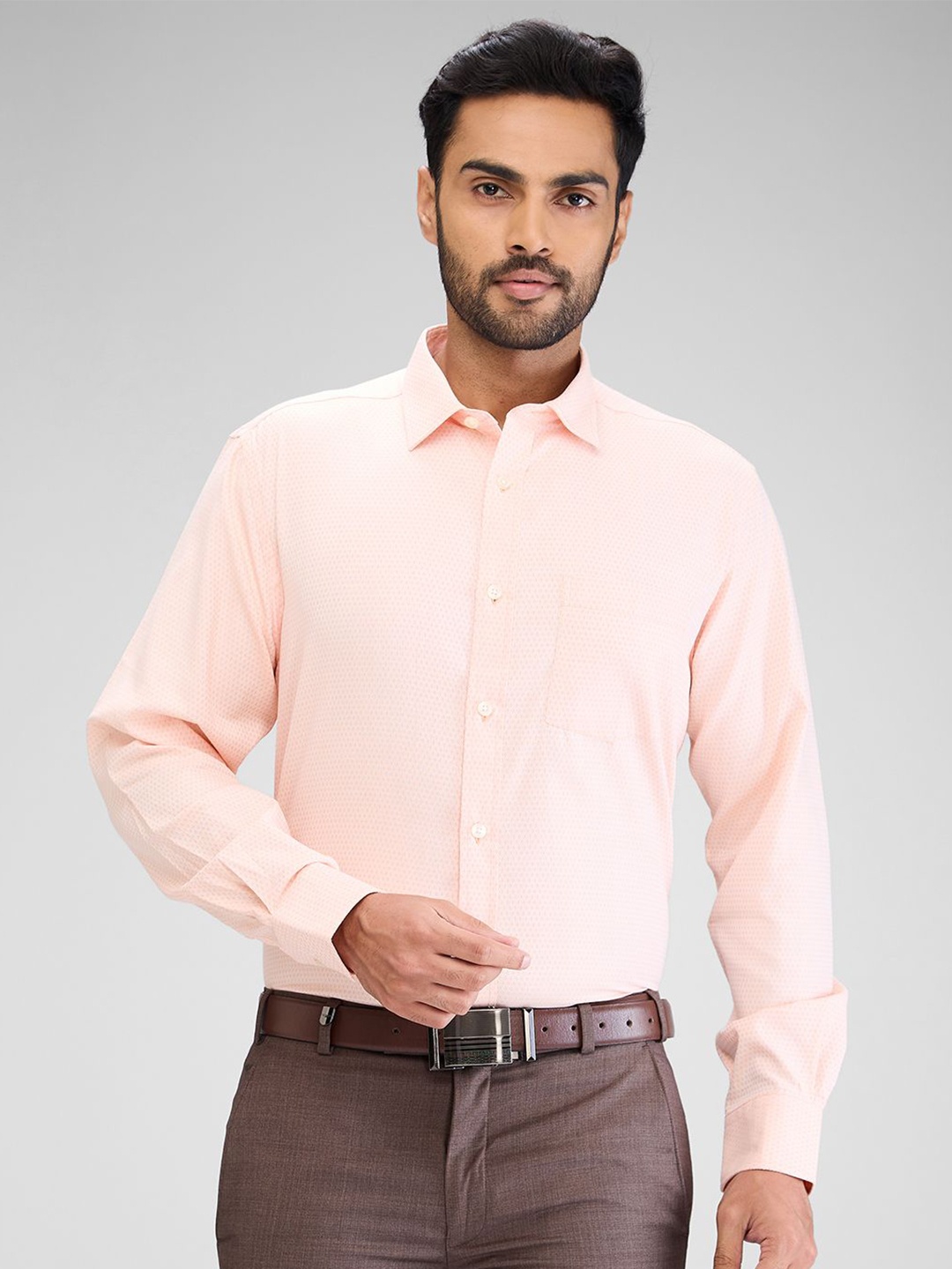 

Park Avenue Men Solid Opaque Casual Shirt, Pink