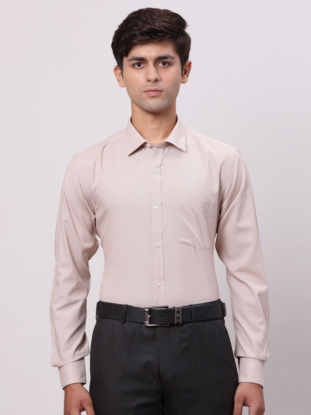 

Park Avenue Men Opaque Micro Ditsy Printed Slim Fit Spread Collar Formal Shirt, Brown