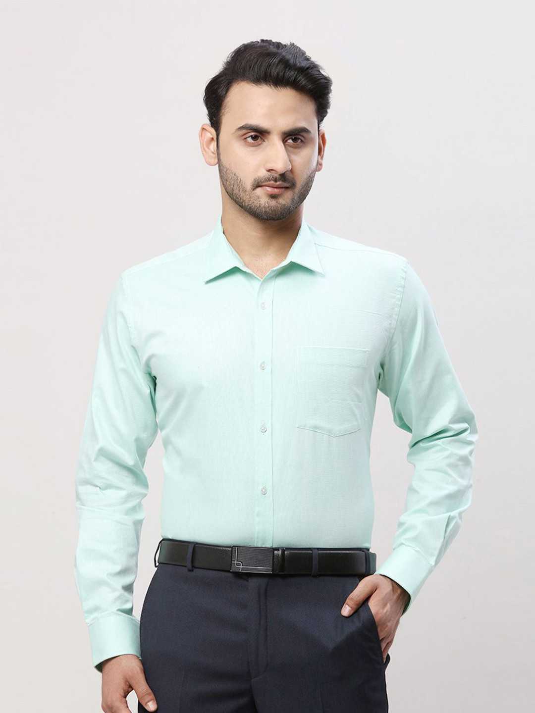 

Park Avenue Men Slim Fit Opaque Spread Collar Formal Shirt, Green