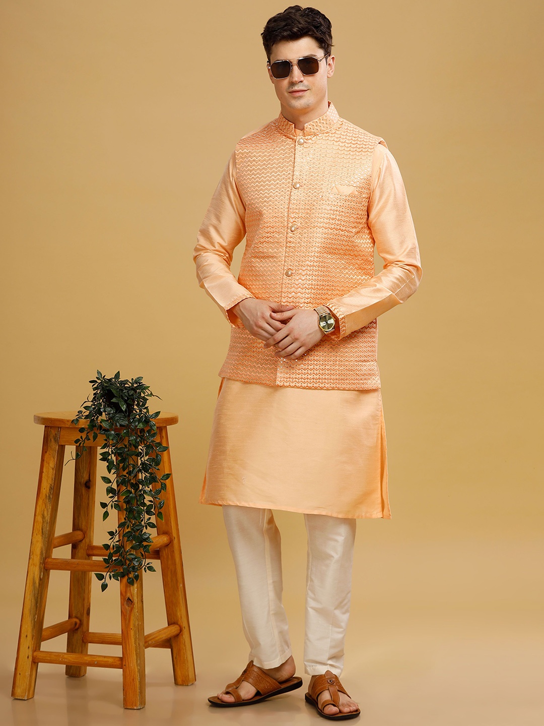 

Anouk Regular Dupion Silk Kurta with Pyjamas & Nehru Jacket, Orange