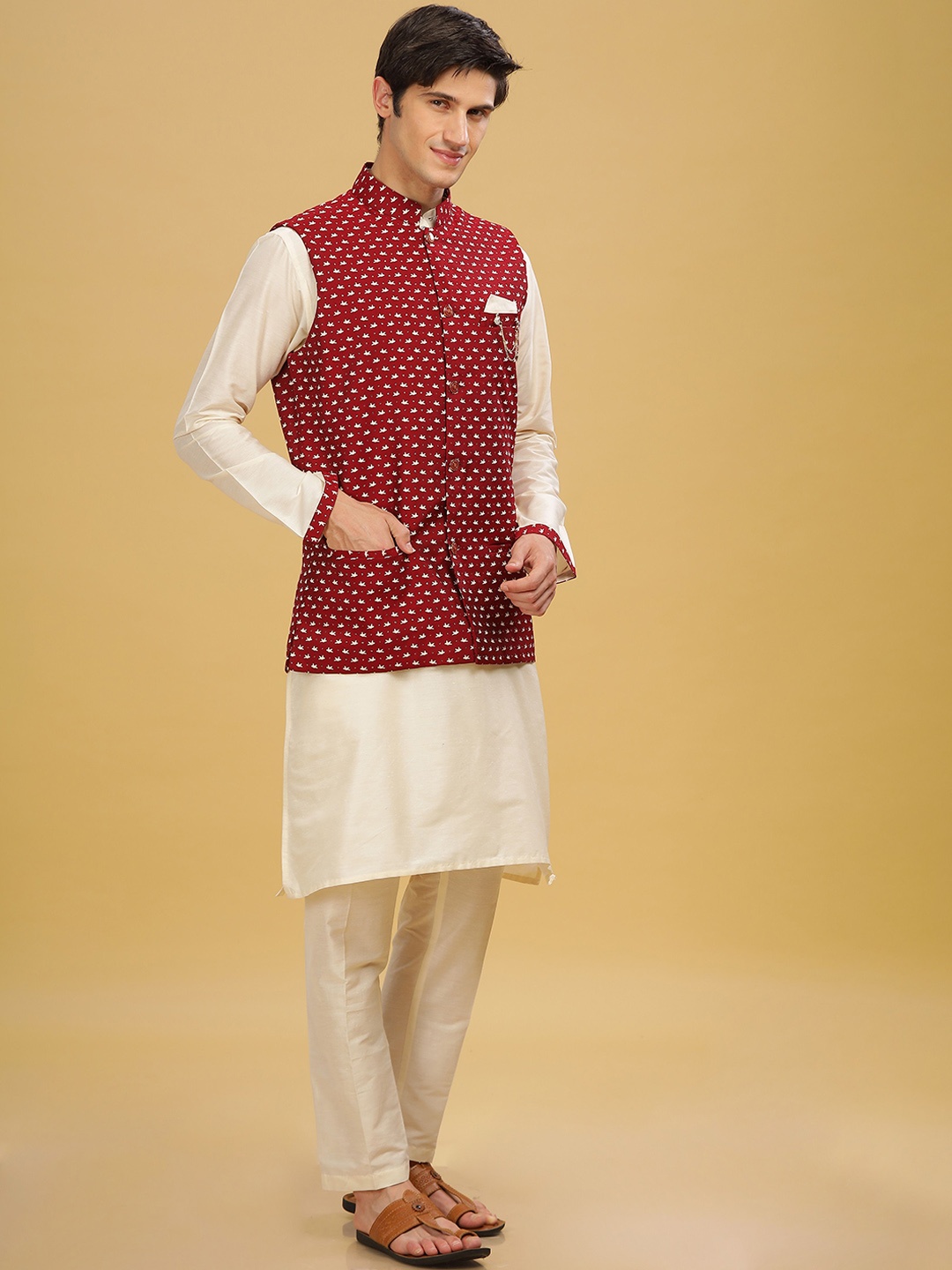 

Anouk Red Straight Dupion Silk Kurta with Pyjamas, Cream