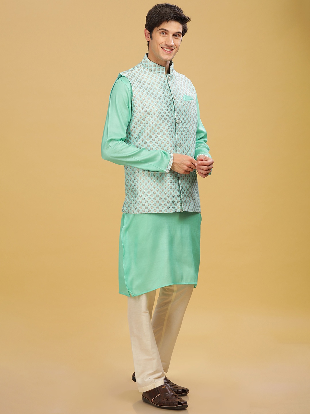 

Anouk Mandarin Collar Regular Dupion Silk Straight Kurta With Trousers & Nehru Jacket, Blue