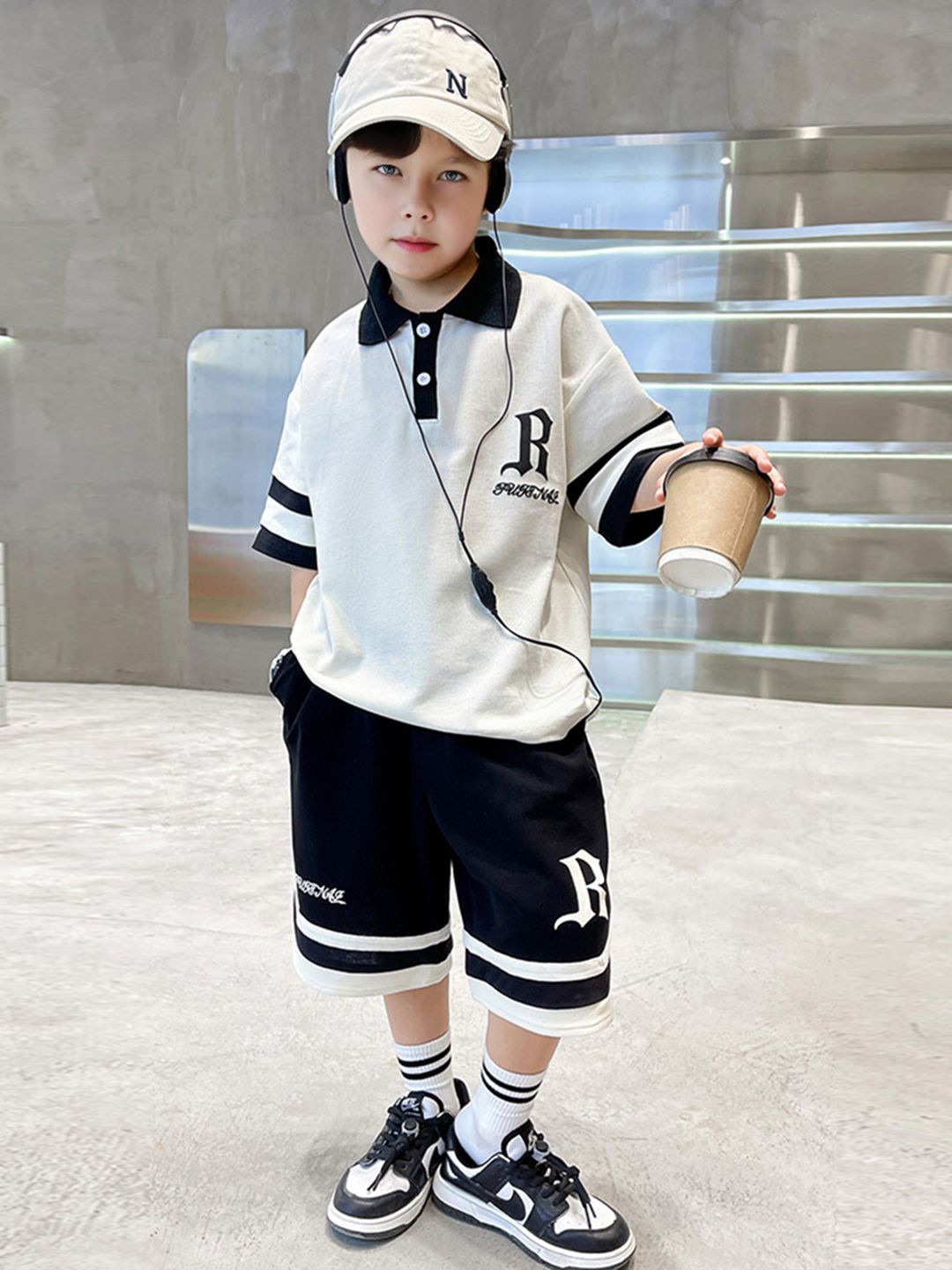 

INCLUD Boys Printed T-shirt With Shorts, Beige