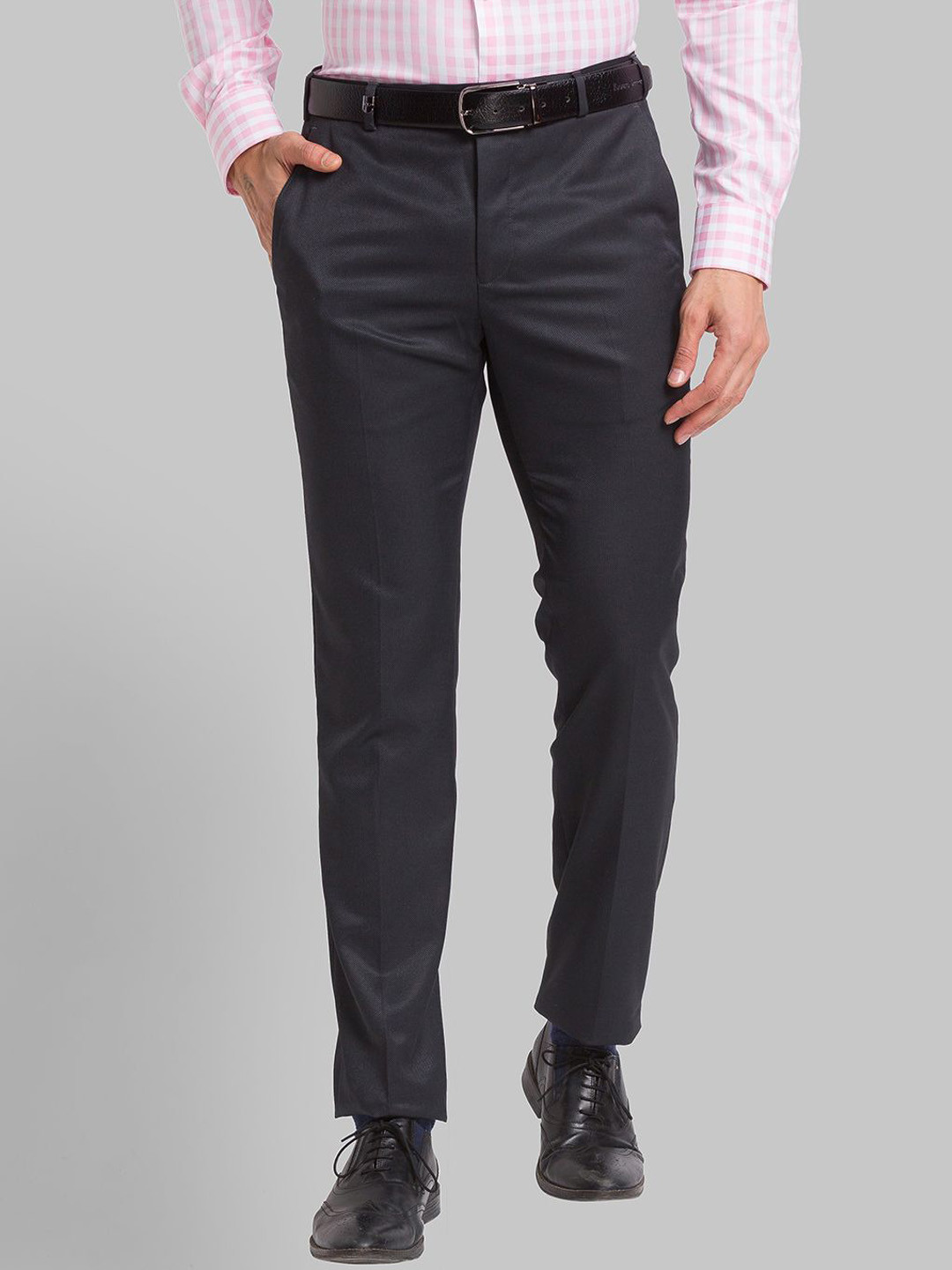

Park Avenue Men Slim Fit Trousers, Black