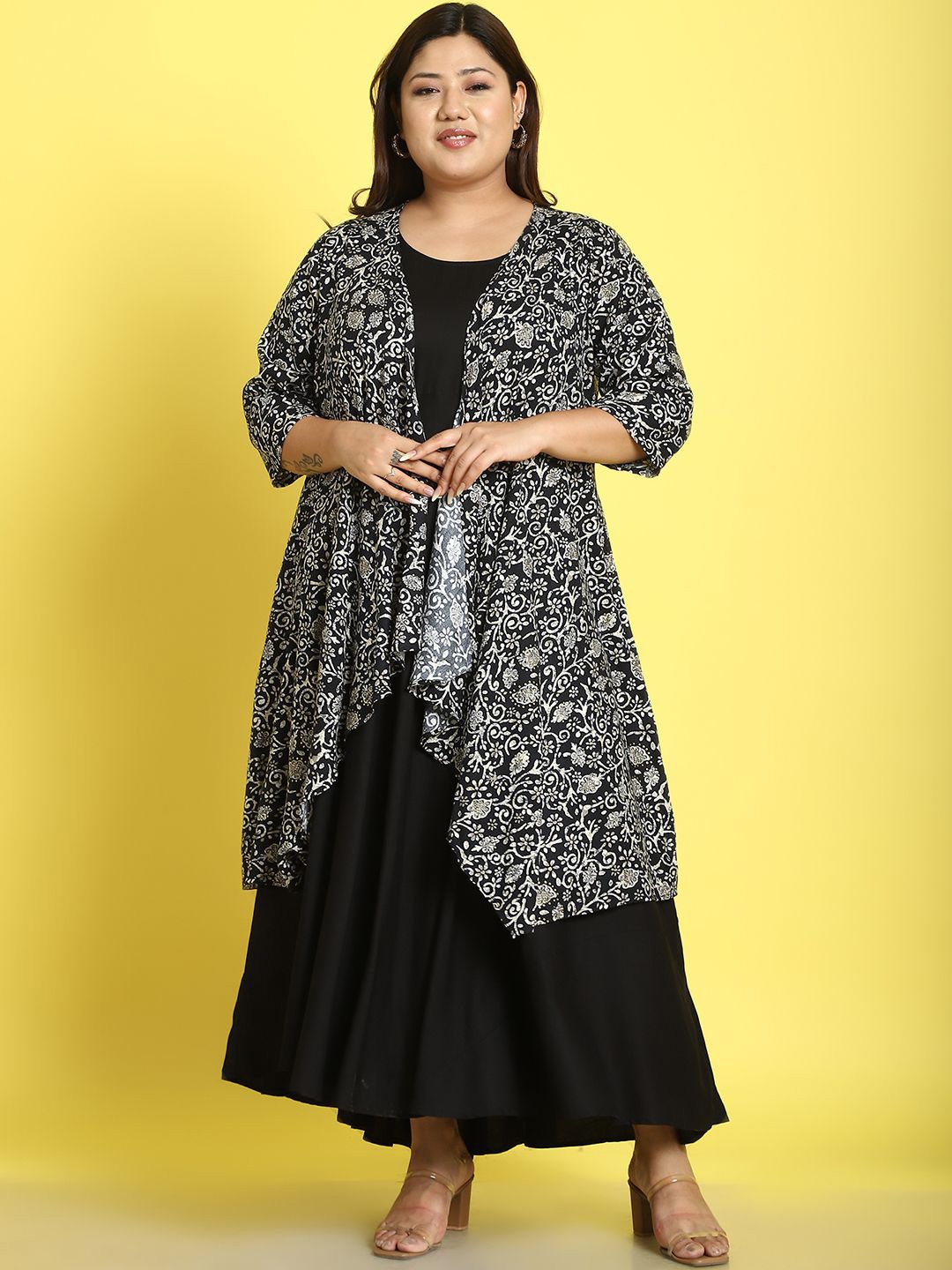 

theRebelinme Plus Size Ethnic Motifs Print Maxi Dress with Shrug, Black