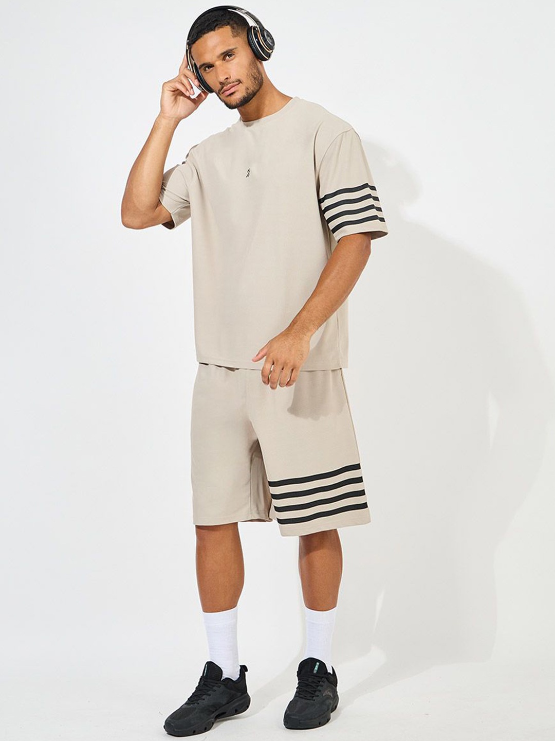 Styli Men Pique Knit Striped Oversized Tee & Shorts Co Ord Set, Grey