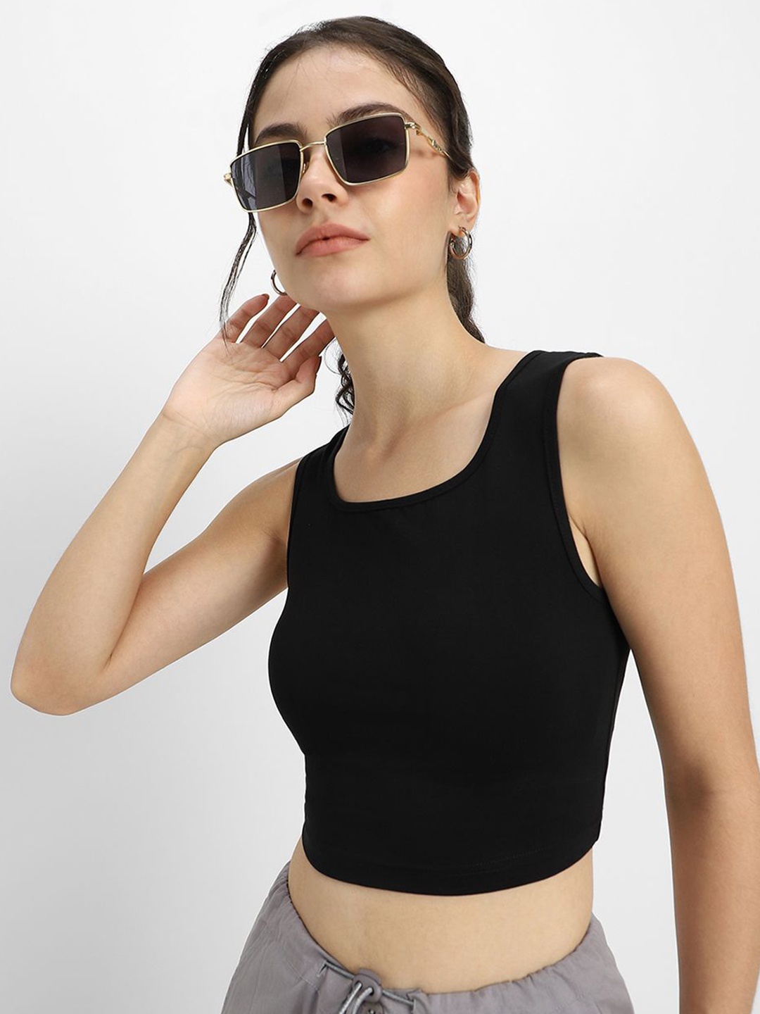 

JUNEBERRY Women Solid Round Neck Sleeveless Cotton Tank Crop Top, Black