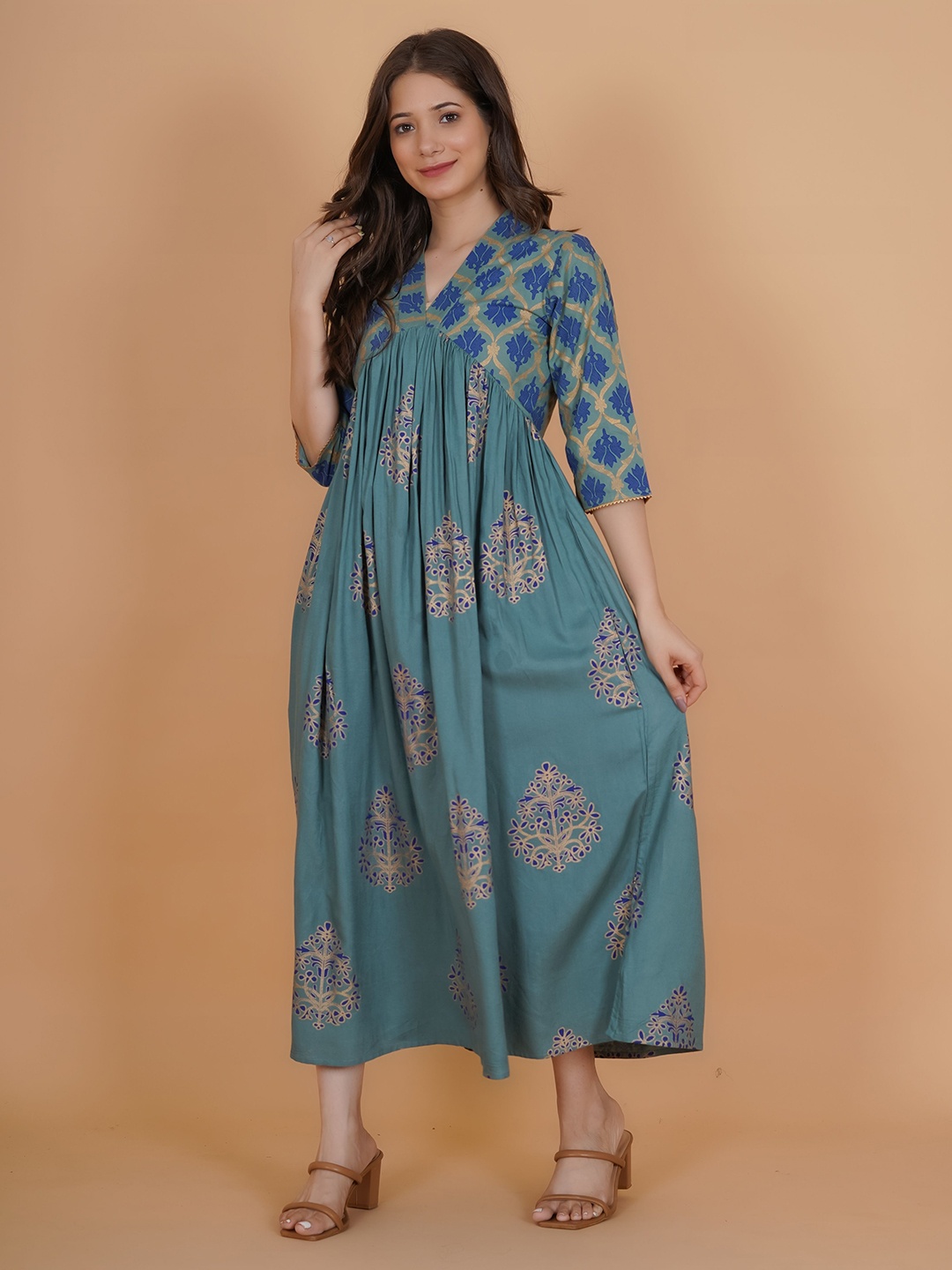 

INDIANIC Ethnic Motifs Print A-Line Maxi Dress, Green
