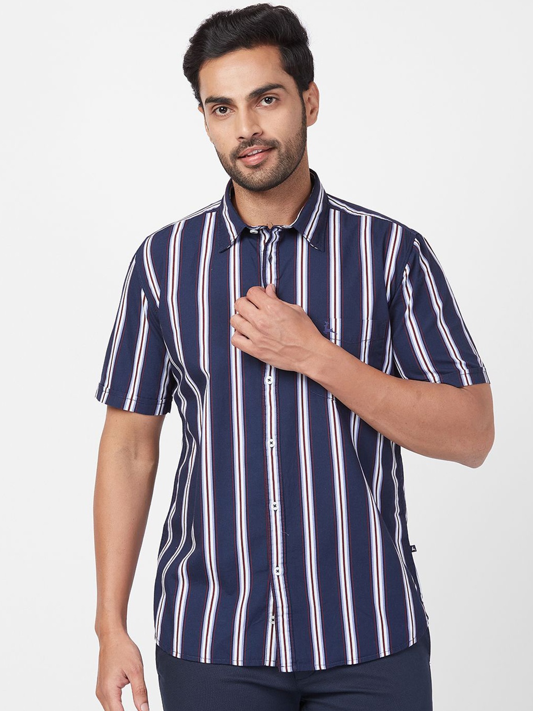 

Parx Men Slim Fit Opaque Striped Casual Shirt, Blue