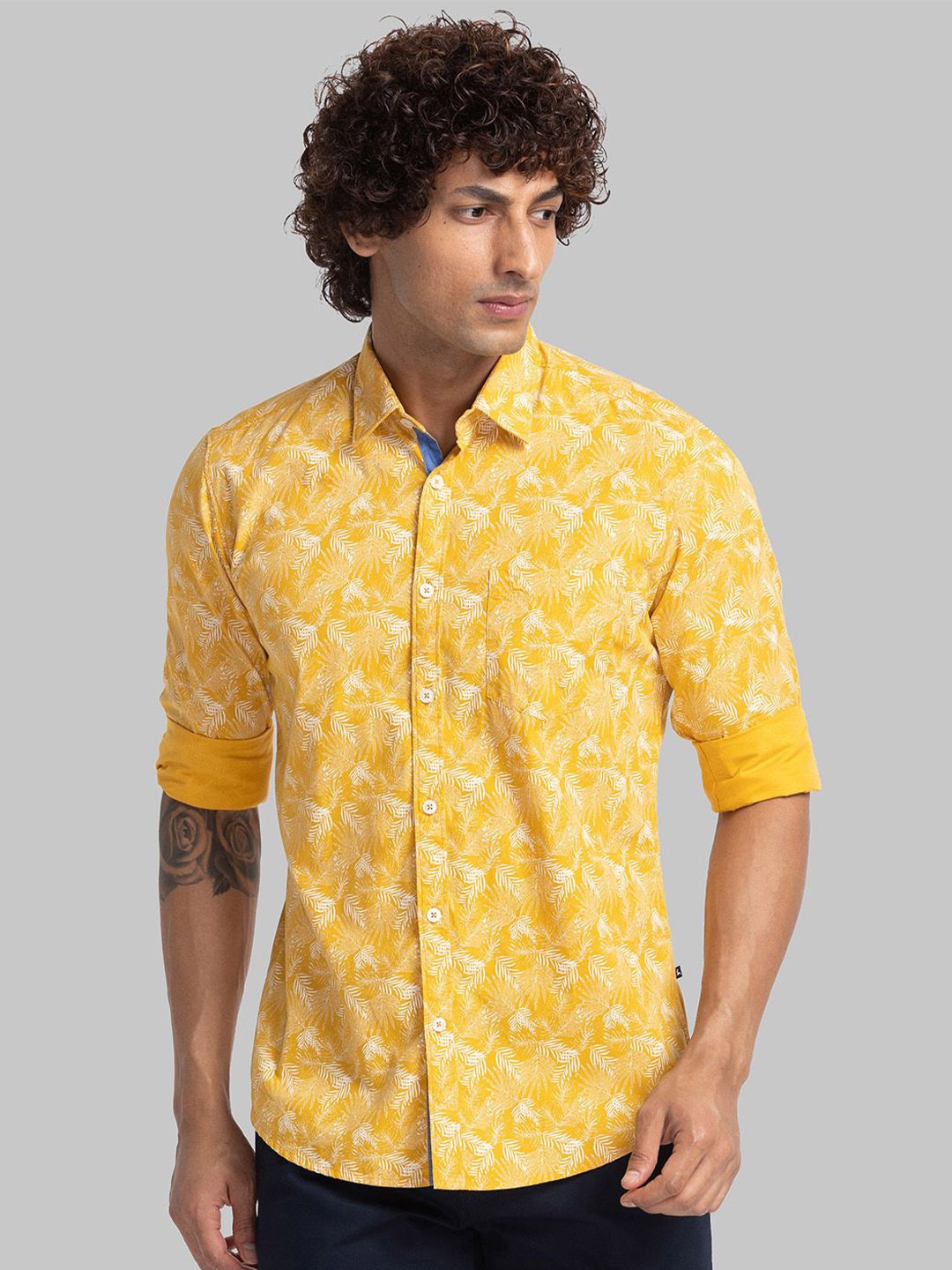 

Parx Men Slim Fit Floral Opaque Printed Casual Shirt, Yellow