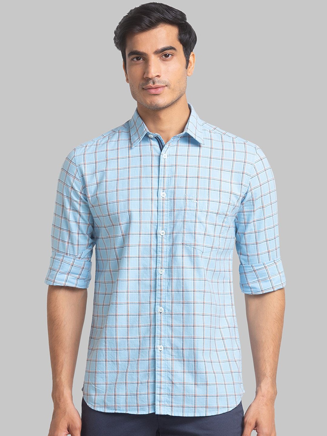 

Parx Men Slim Fit Opaque Checked Spread Collar Casual Shirt, Blue