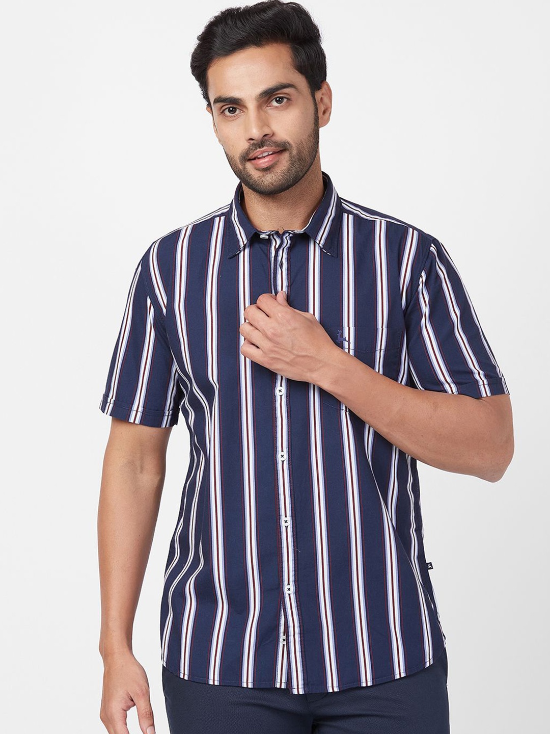 

Parx Men Slim Fit Opaque Striped Casual Shirt, Blue