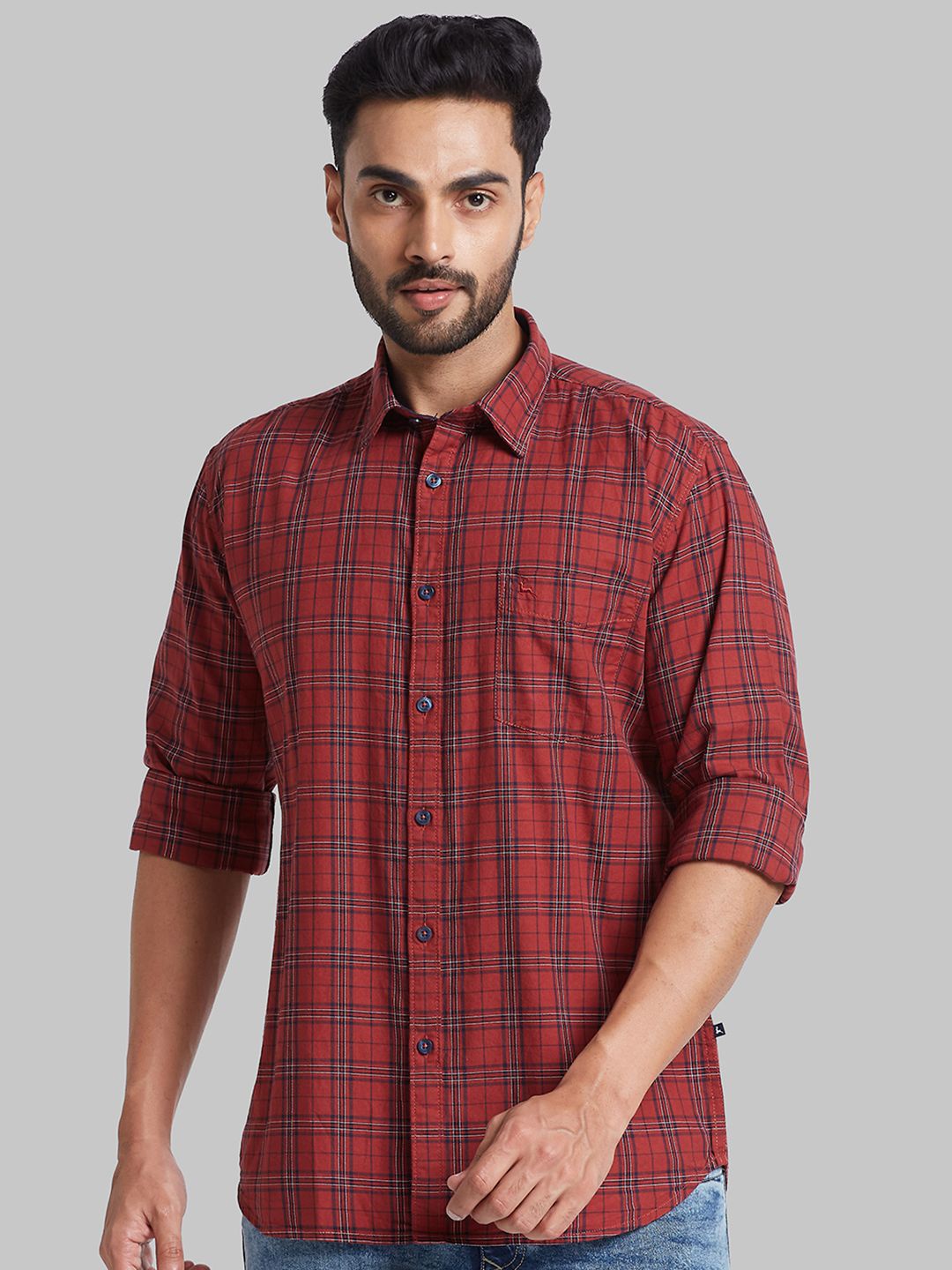 

Parx Men Slim Fit Opaque Checked Spread Collar Casual Shirt, Red