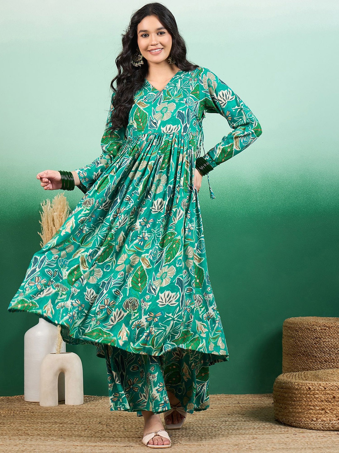 

Sangria Blue & Beige Floral Printed V-Neck Anarkali Kurta With Palazzo