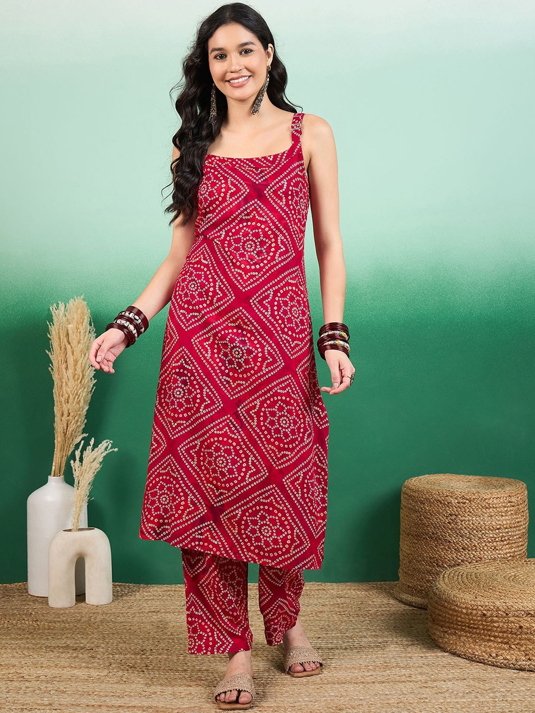 

Sangria Fuchsia Bandhani Printed Sleeveless Straight Kurta With Trousers
