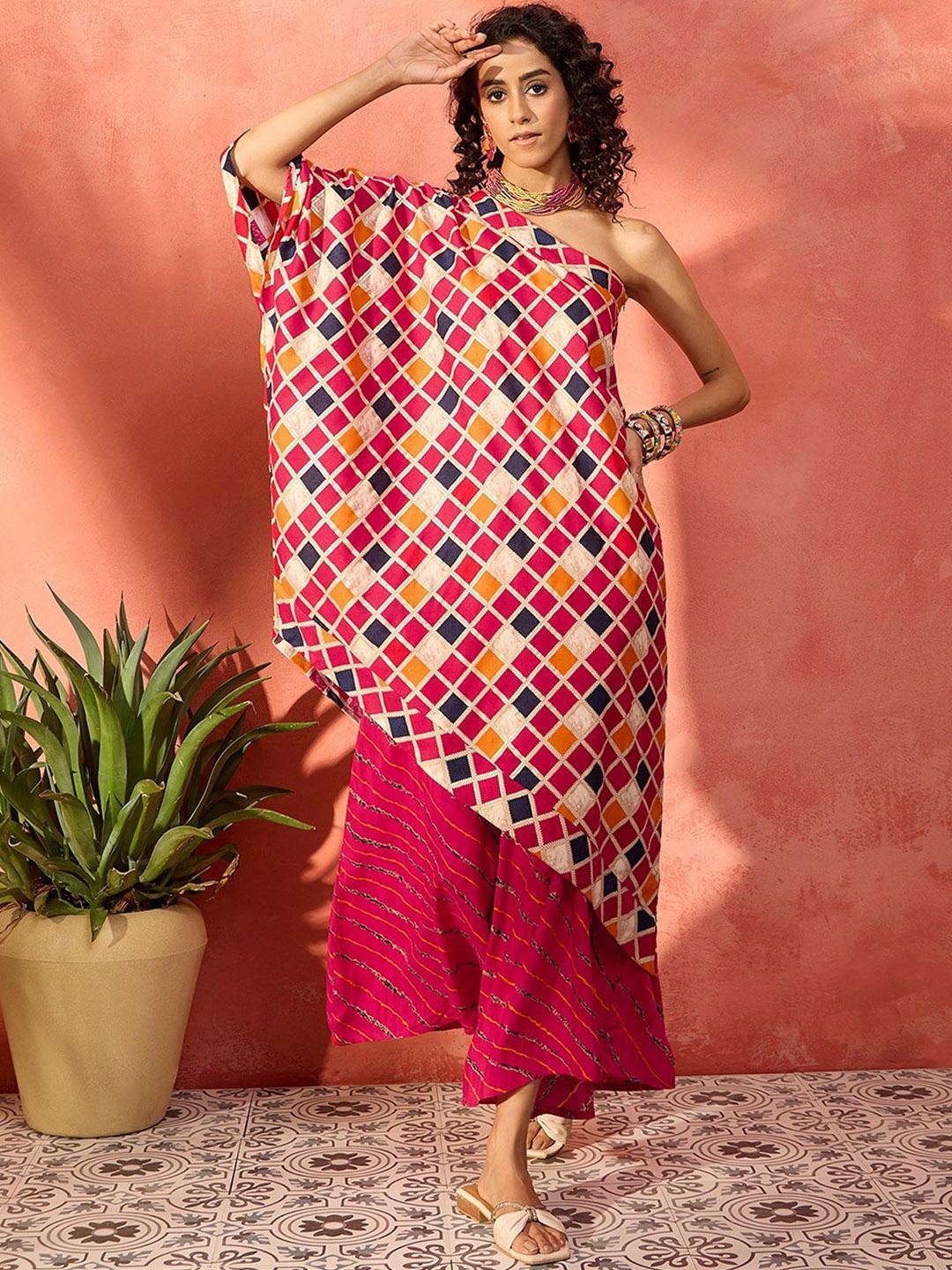 

InWeave Checked One Shoulder Flared Sleeves A-Line Kurta with Palazzo, Fuchsia