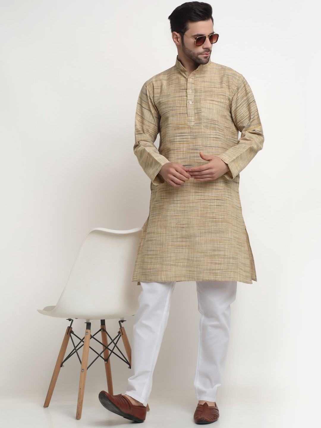 

Arrabi Mandarin Collar Regular Pure Cotton Kurta with Pyjamas, Cream