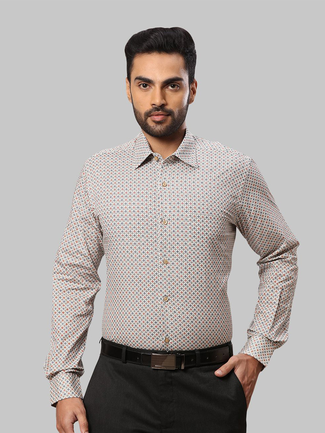 

Raymond Men Contemporary Fit Micro Ditsy Printed Cutway Collar Formal Shirts, White