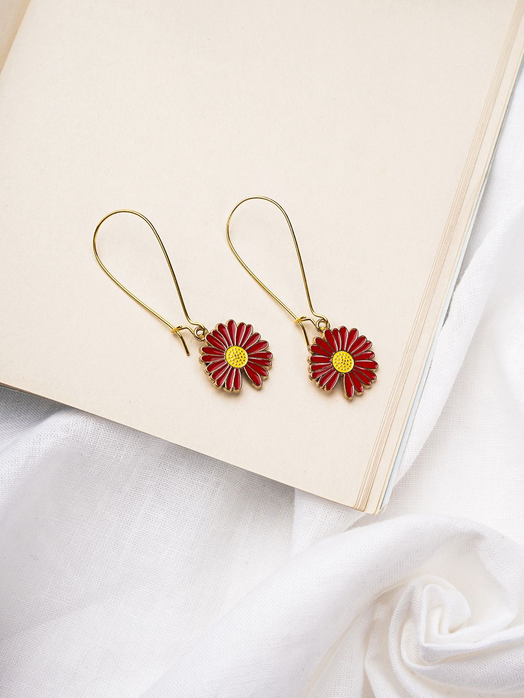 

EL REGALO Contemporary Drop Earrings, Red