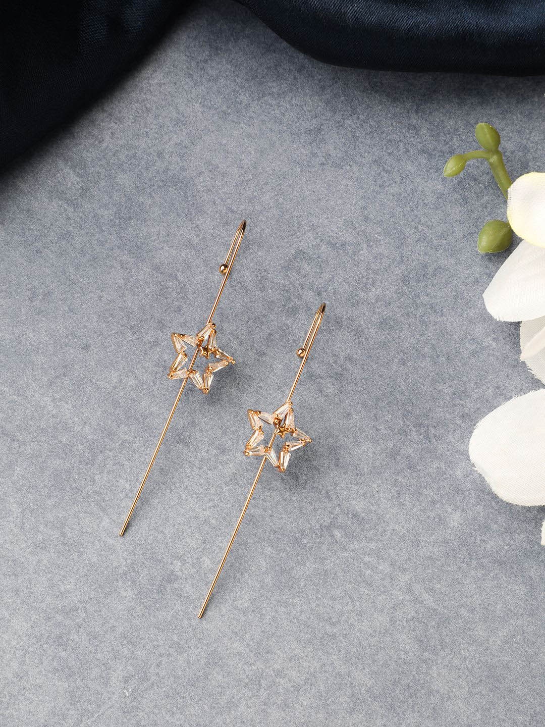 

EL REGALO Contemporary Ear Cuff Earrings, Gold