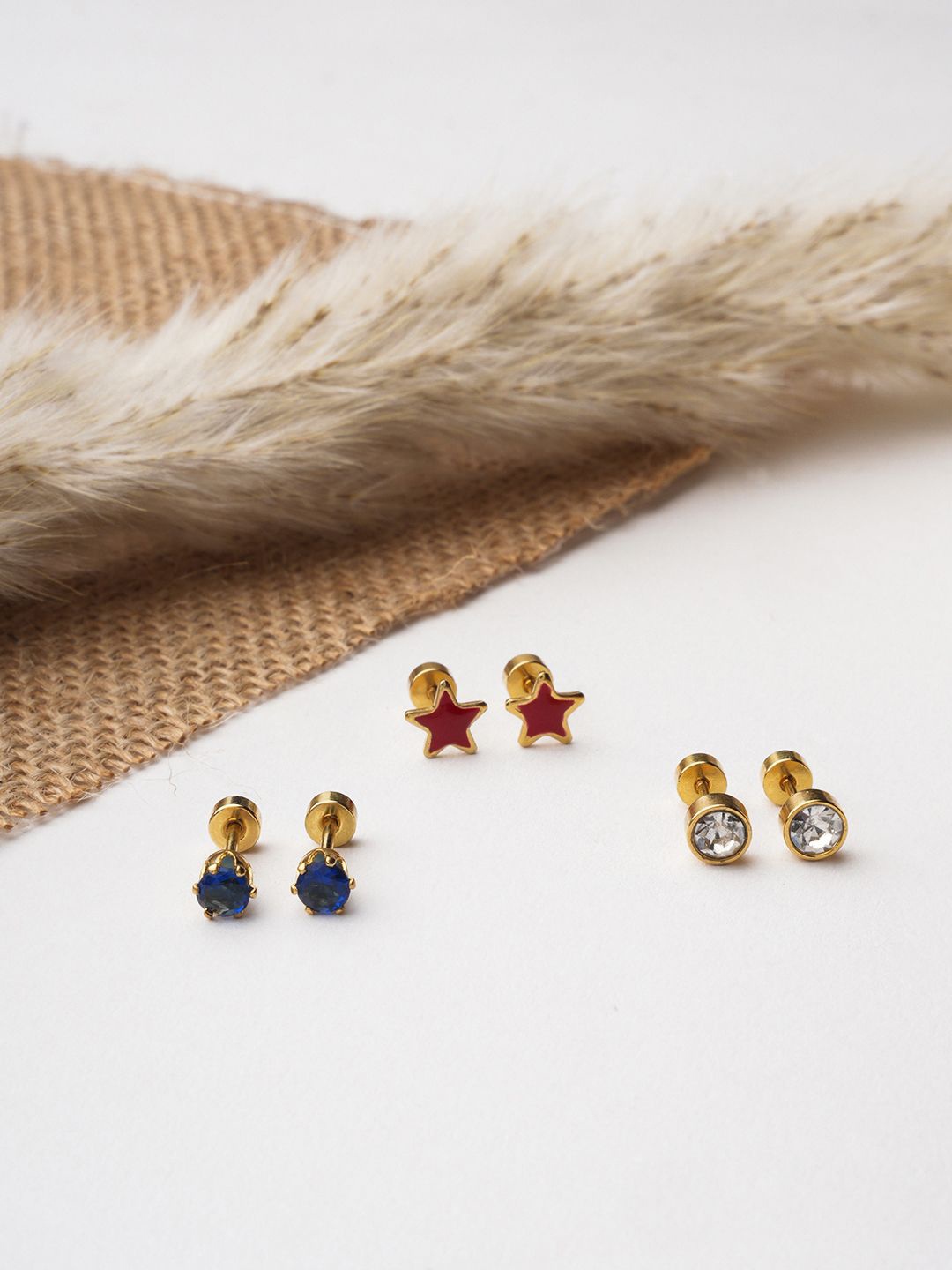 

EL REGALO Pack of 3 Enamelled Studs Earrings, Gold