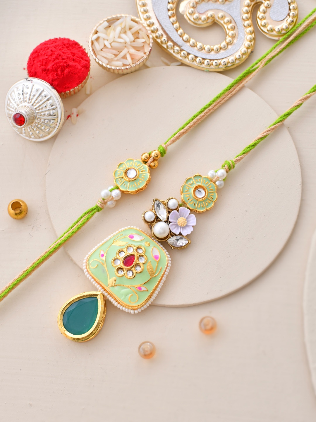 

House of Pataudi Enamled & Kundan Crafted Bhaiya Bhabhi Rakhi Gift Set, Green