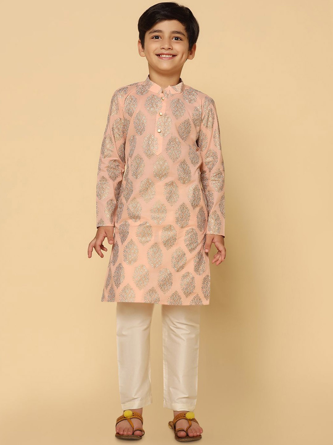 

KISAH Boys Floral Printed Mandarin Collar Regular Kurta with Pyjamas, Peach